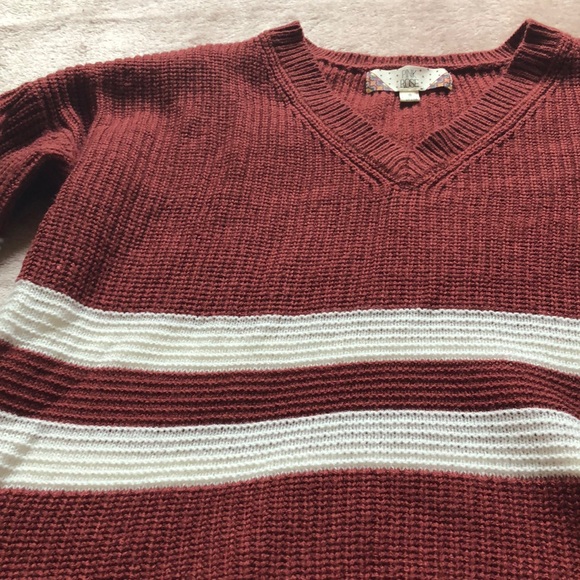 Sweater - Picture 3 of 3